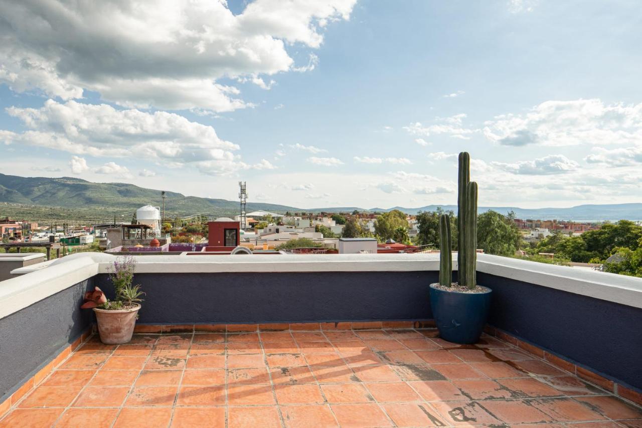 Rooftop Jacuzzi! Country-style 4 Bedroom