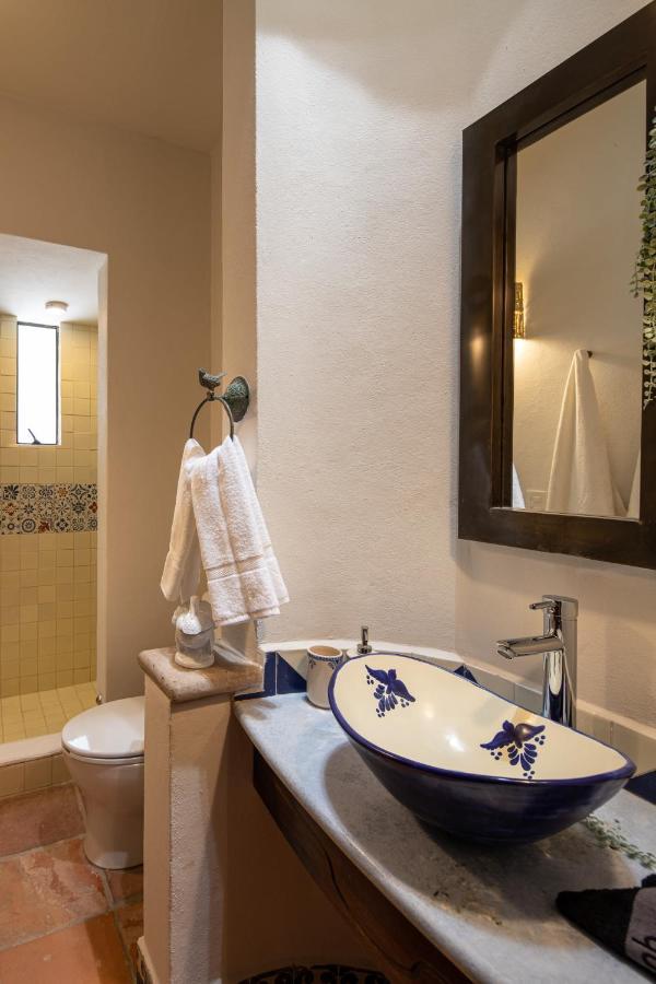 Rooftop Jacuzzi! Country-style 4 Bedroom * San Miguel de Allende